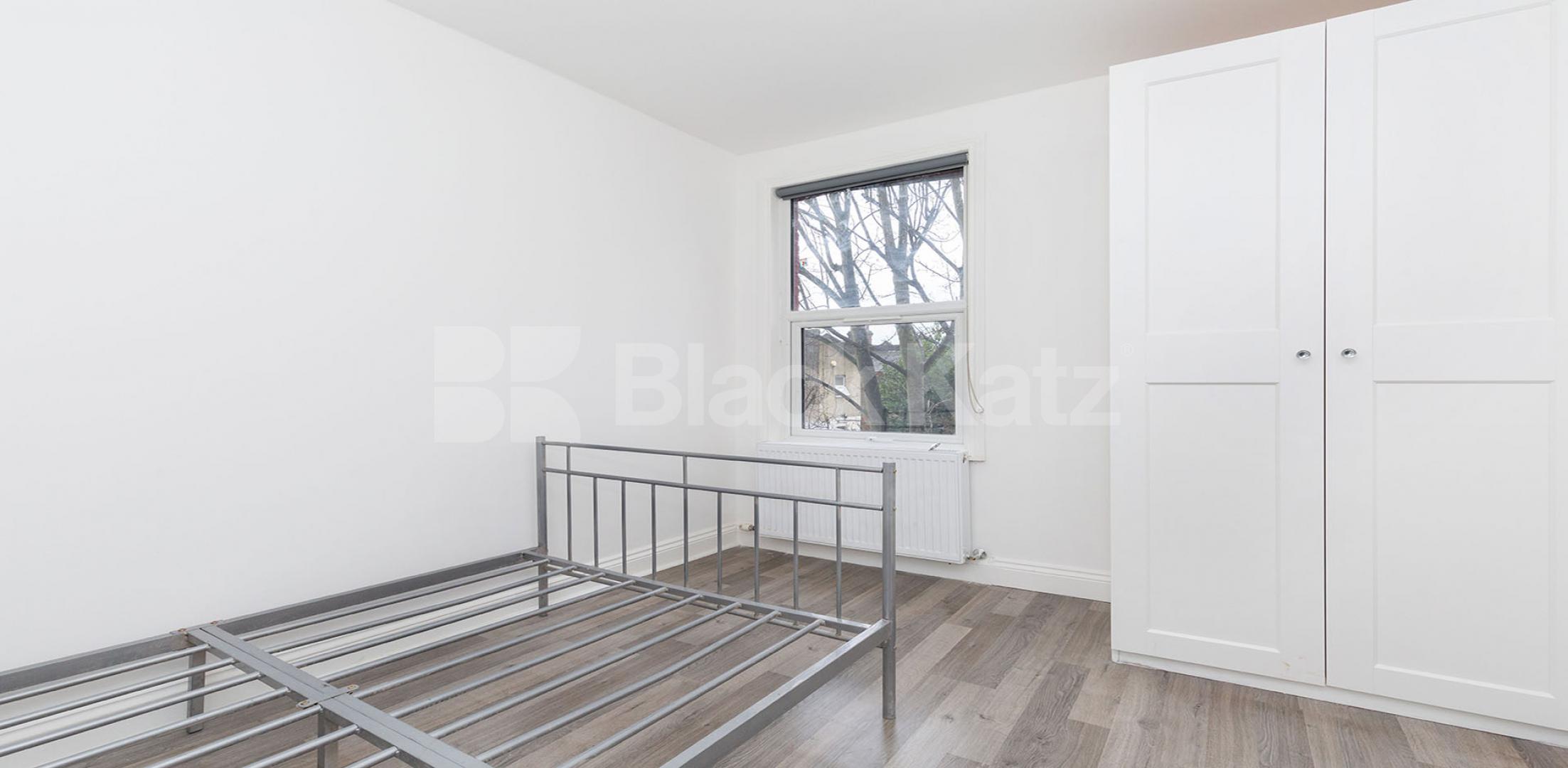 			3 Bedroom, 2 bath, 1 reception Apartment			 Portland Gardens, Harringey N4